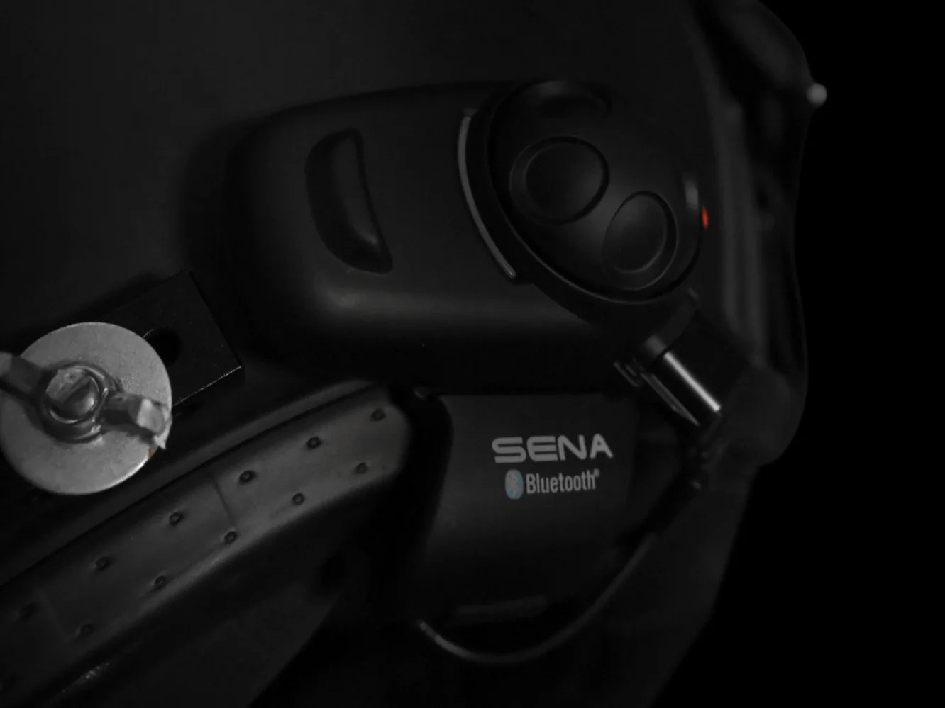 pov_helm_2